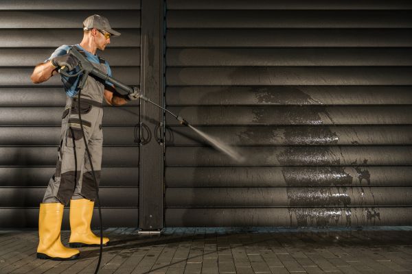 Garage Pressure Washing in Binghamton