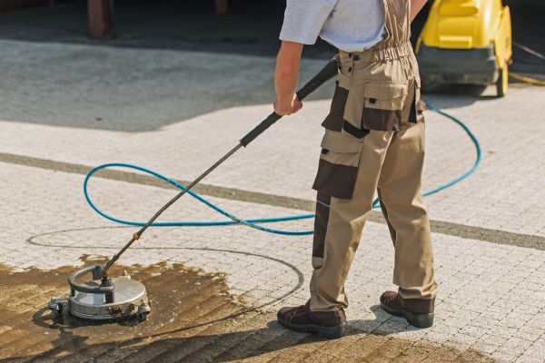 Townhouse Driveway Cleaning in Binghamton