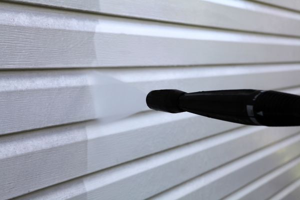 Cost of Condo Siding Power Washing in Binghamton