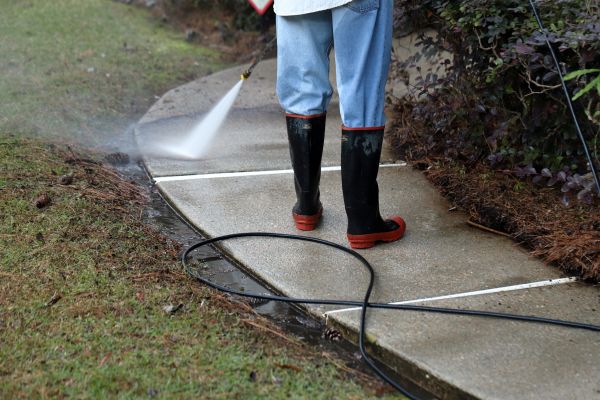 Sidewalk Pressure Cleaning in Binghamton