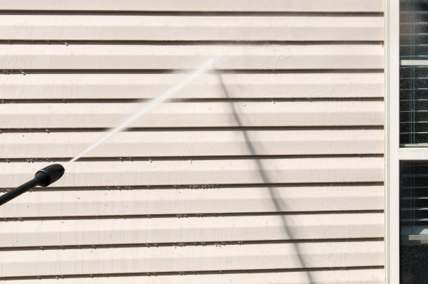 Cost of Apartment Power Washing in Binghamton